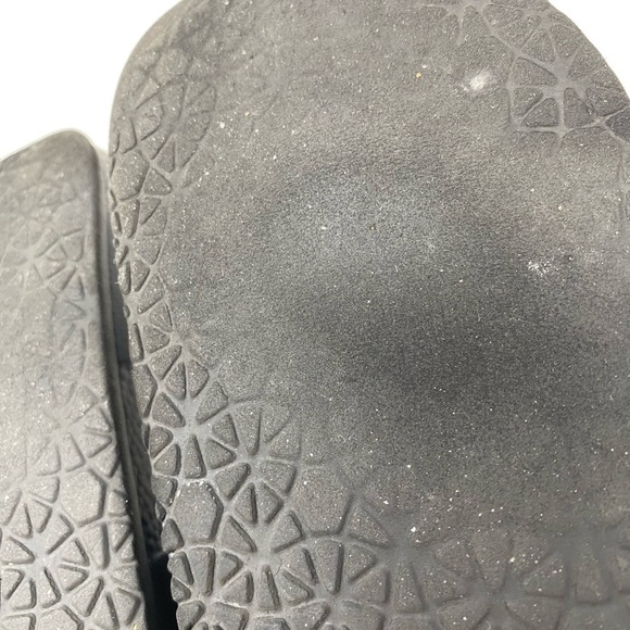 Women’s Black Double Strap Sandals Size 8 - Picture 9 of 14